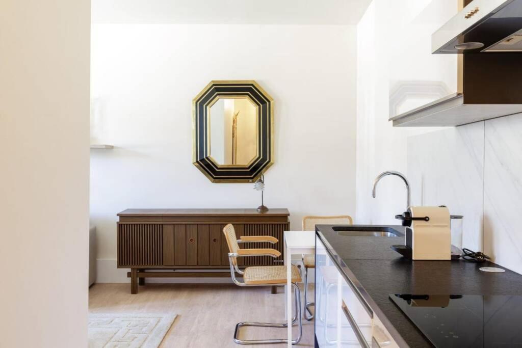 Magnifique Appartement Au Coeur De La Petite France Strasbourg Exterior photo